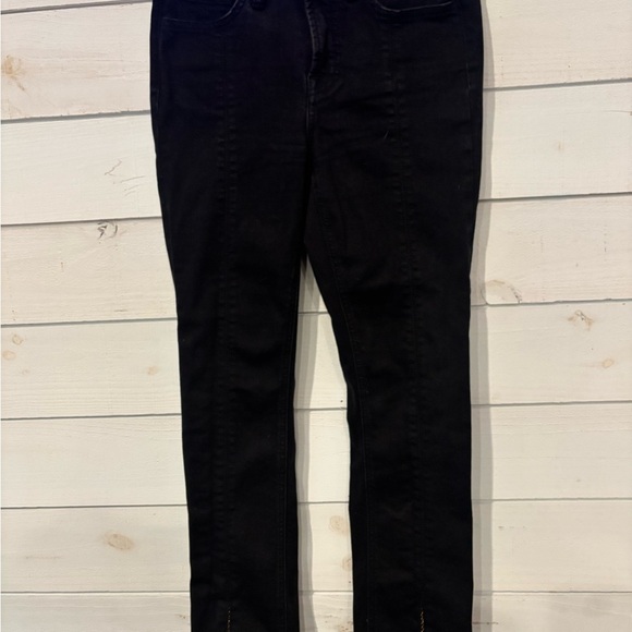 7 For All Mankind Jen 7 Black Women's Jeans in size 4. Ankle straight - Picture 9 of 10